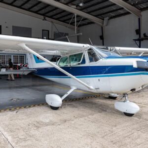 🛫 Cessna 172 | 3 passengers